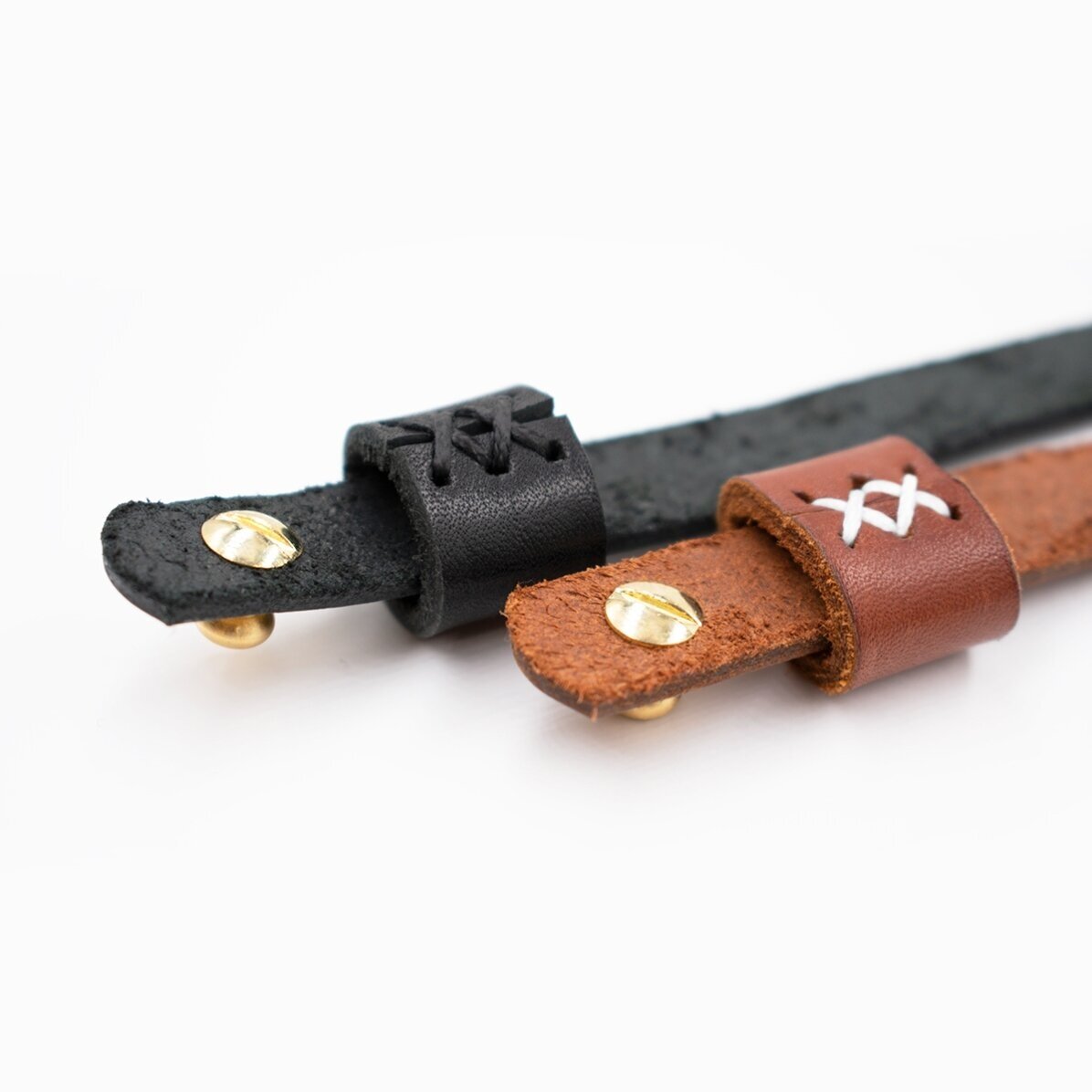 Gepersonaliseerde leren armband met boodschap - Eigendom van mevrouw