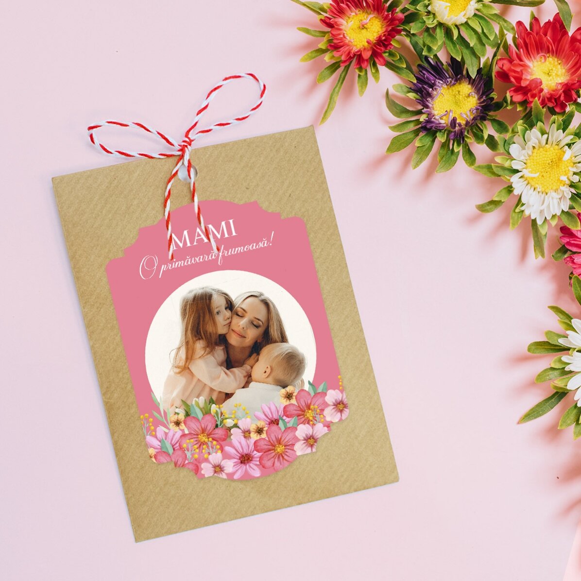 Gepersonaliseerde Martisor om in de grond te planten, met een foto en een boodschap - Floral