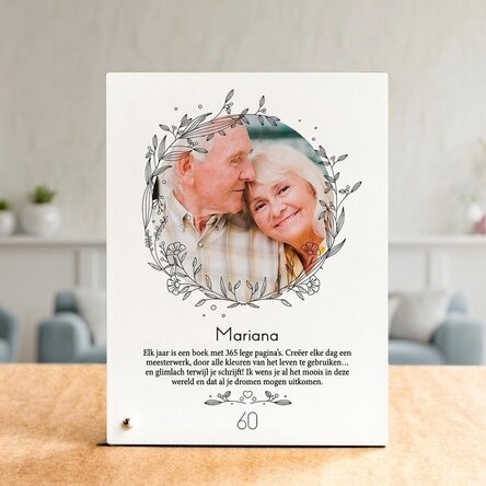 Gepersonaliseerde fotolijst voor op het bureau met een foto en tekst - Floral