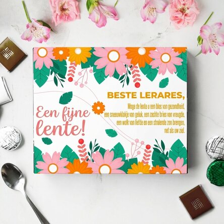 Gepersonaliseerde bonbondoos met tekst - Bloeiende lente