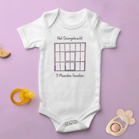 Gepersonaliseerd rompertje voor kinderen met tekst - 9 maanden