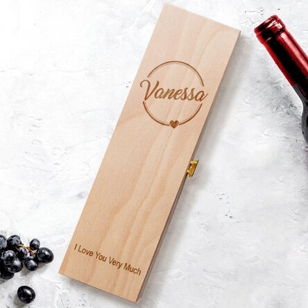 Personalised wine box with name and text
