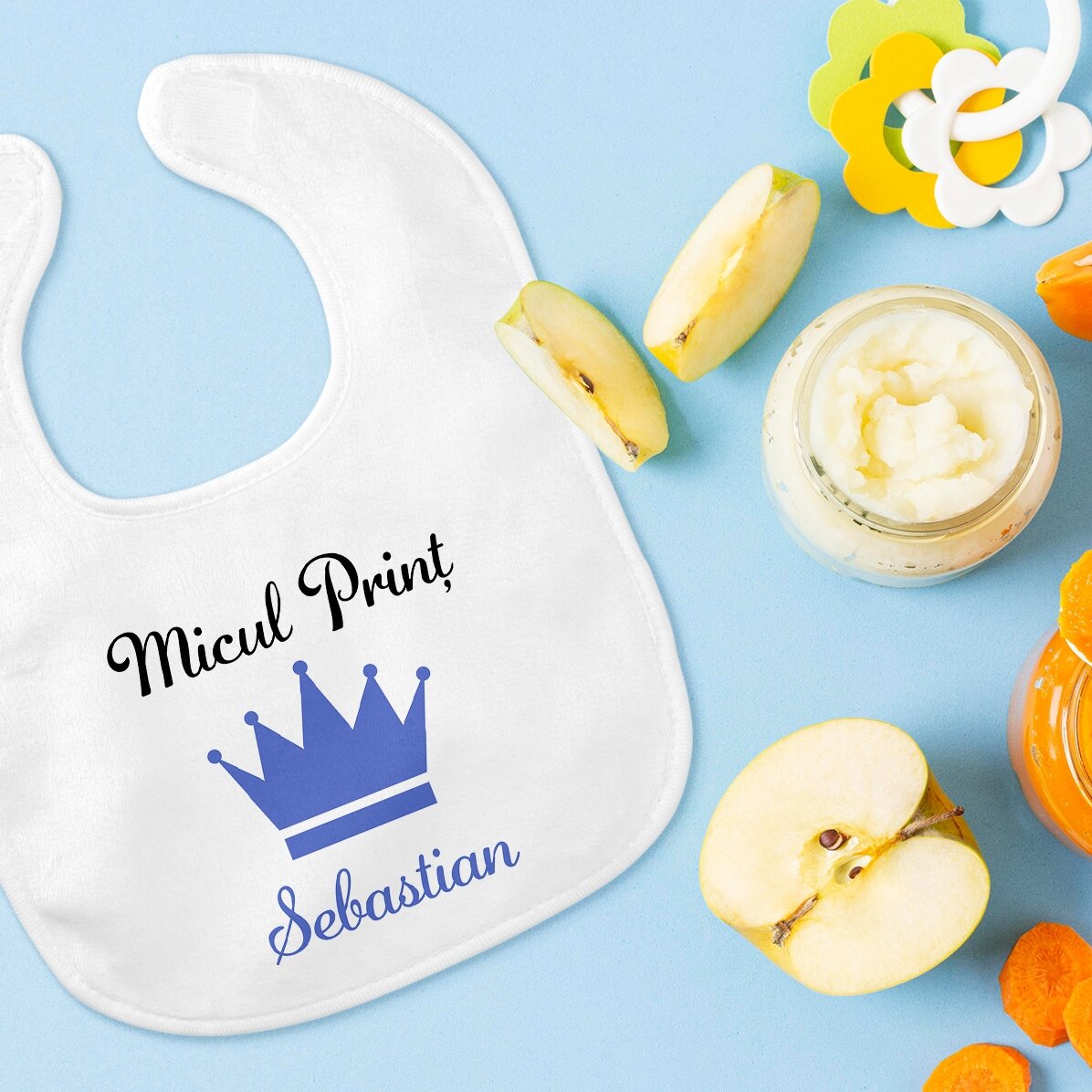 Personalised baby bib with name - Crown