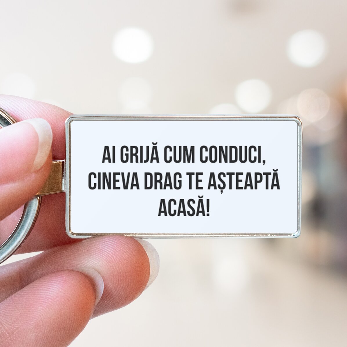 Gepersonaliseerde sleutelhanger met twee foto’s en tekst