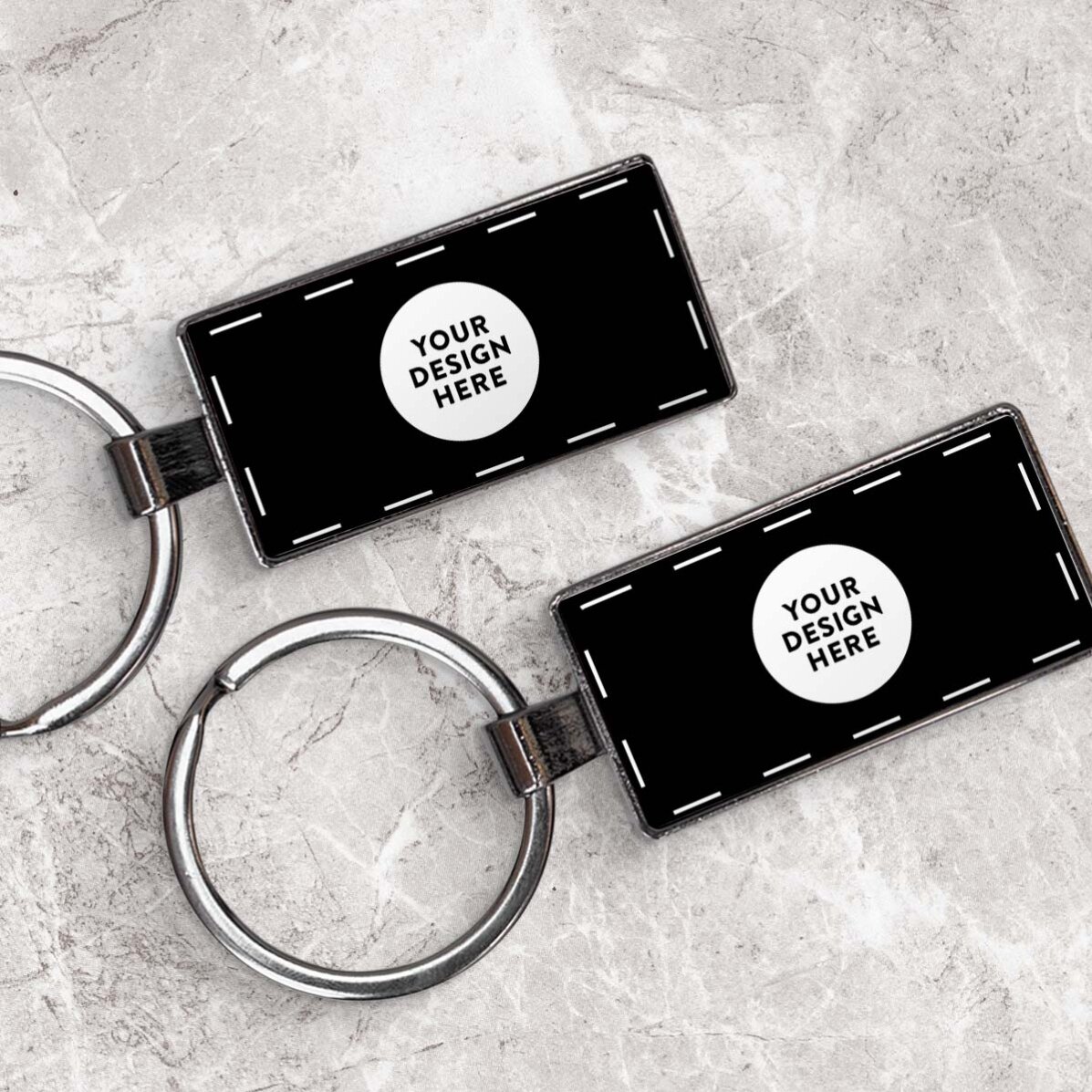 Gepersonaliseerde sleutelhanger met jouw ontwerp op de voor- en achterkant