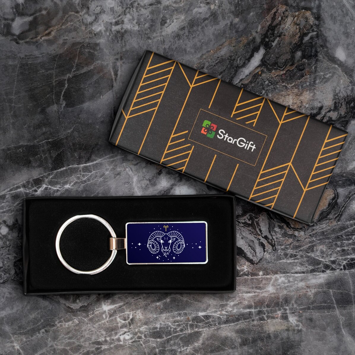 Personalised keyring with text and zodiac sign - Aries
