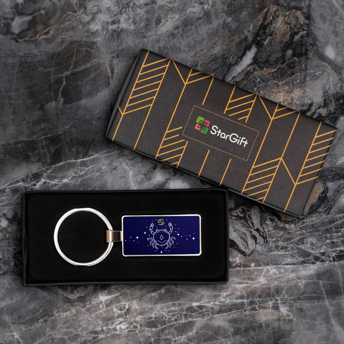 Personalised keyring with text and zodiac sign - Cancer