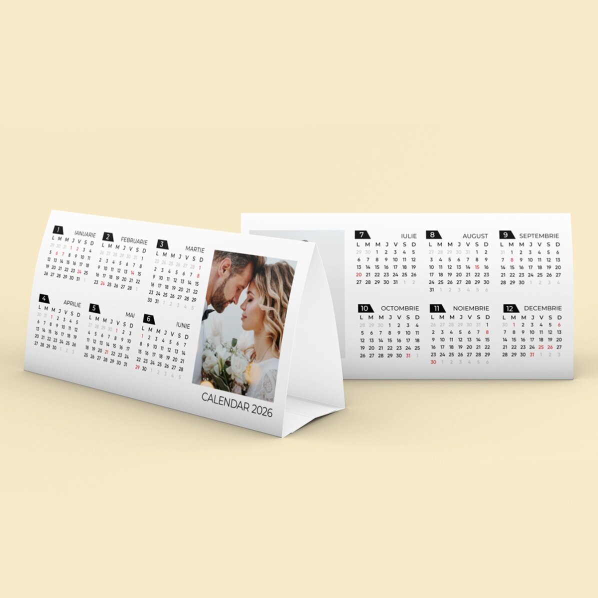 Gepersonaliseerde bureaukalender voor 2026 met 2 foto