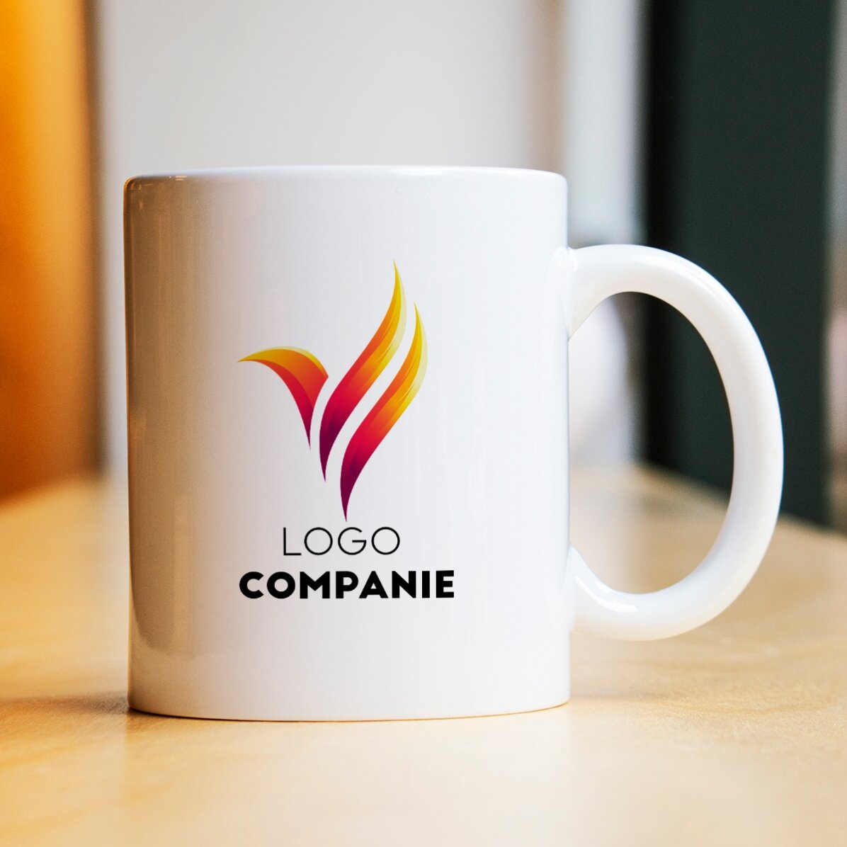 Gepersonaliseerde beker met logo aan beide zijden