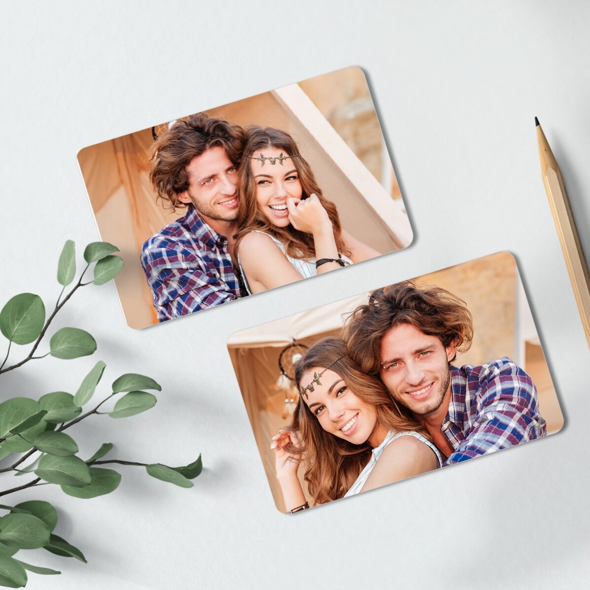 Gepersonaliseerde aluminiumkaart, voor- en achterzijde, met foto’s in liggend formaat