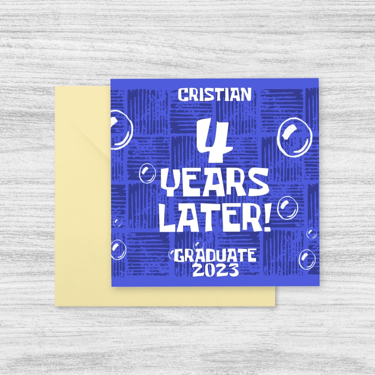 Gepersonaliseerd vierkant kaartje met tekst - 4 years later