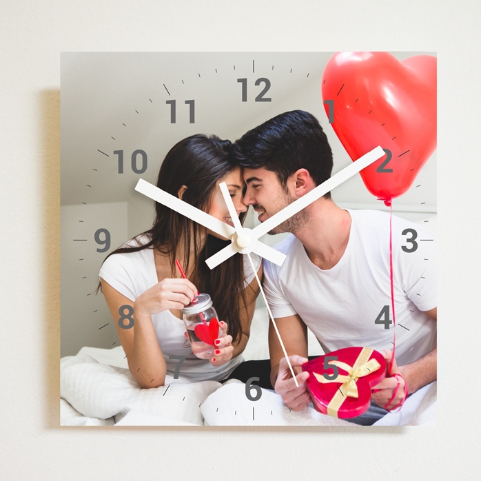 Gepersonaliseerd vierkant horloge met een foto en cijfers