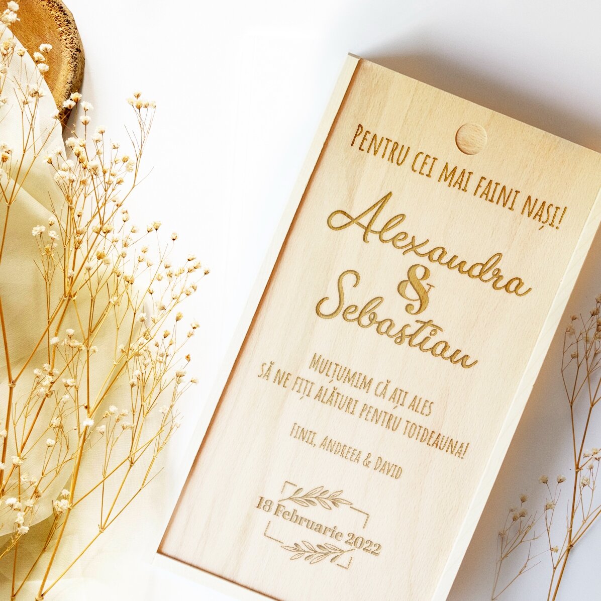 Gepersonaliseerde houten geschenkdoos met datum en boodschap – Voor de allerbeste peetouders!