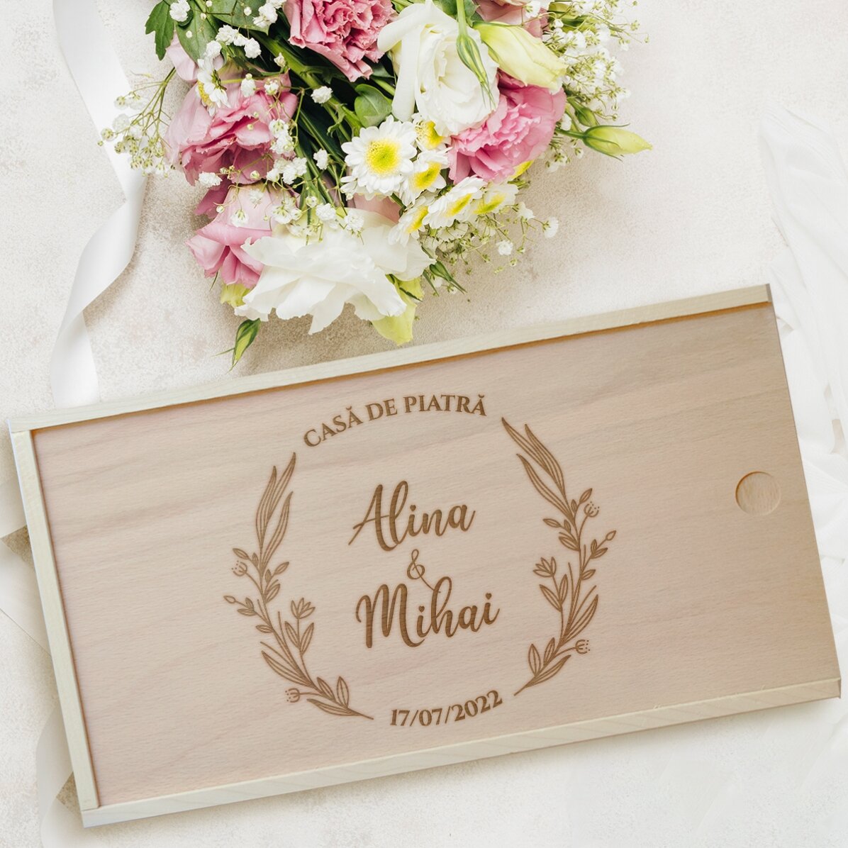 Gepersonaliseerde houten geschenkdoos met tekst - Met liefde
