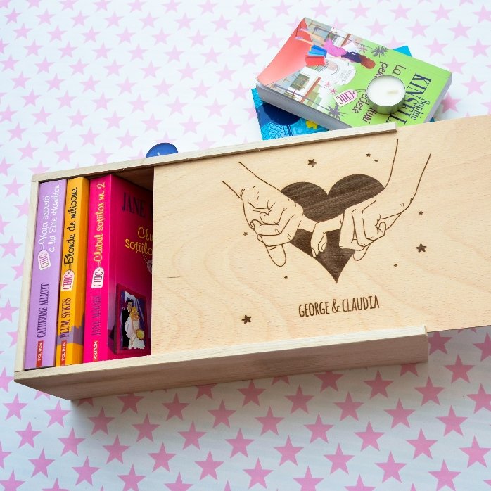 Personalised wooden gift box - Story for two