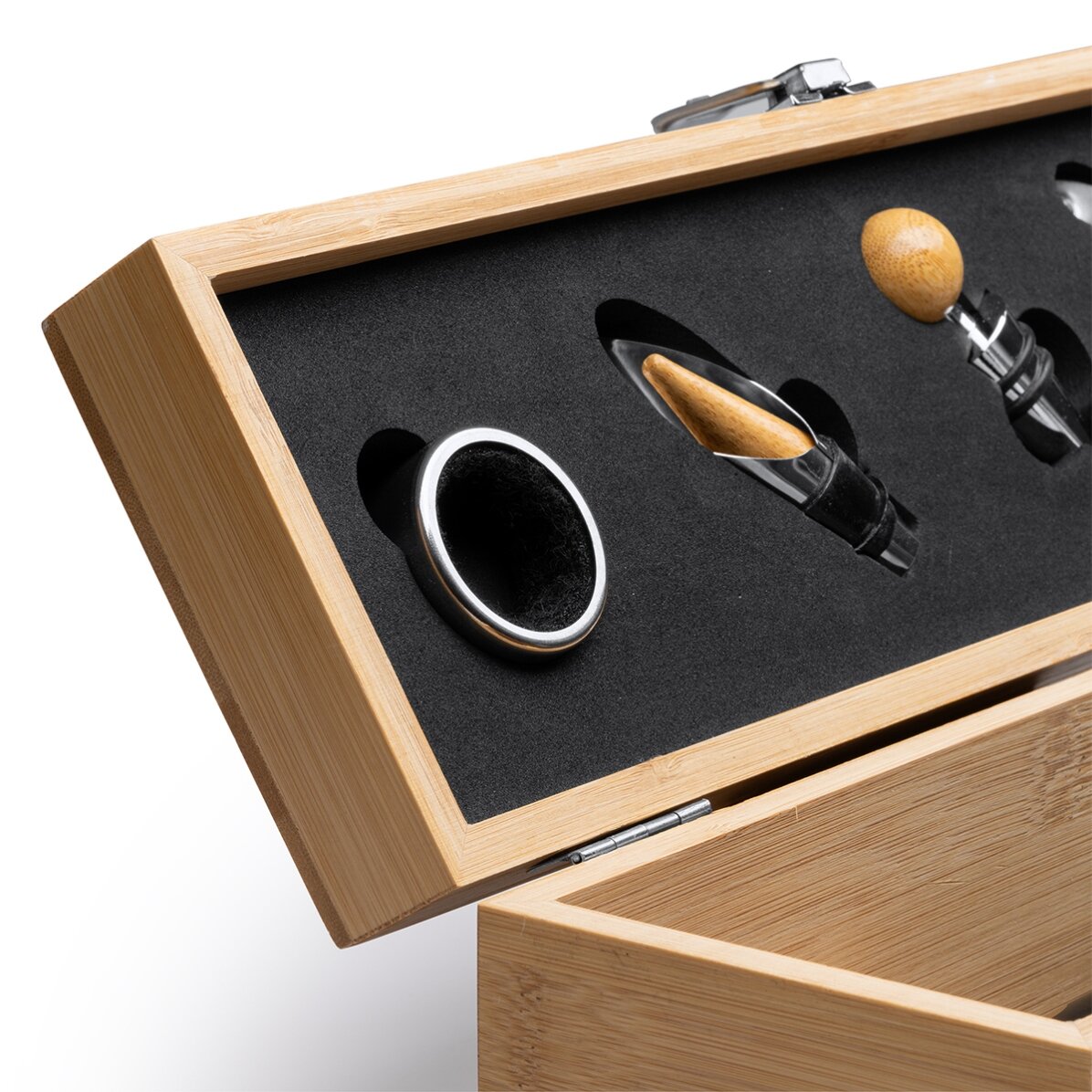 Bamboo wine box with accessories