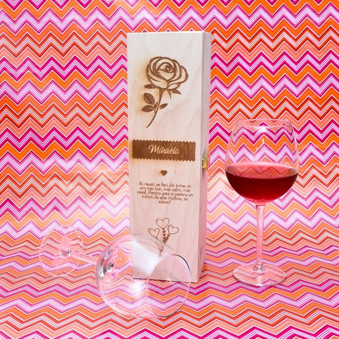 Personalised wine box - The rose of love