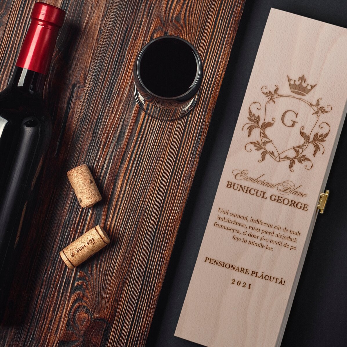 Personalised sparkling wine box - retirement model