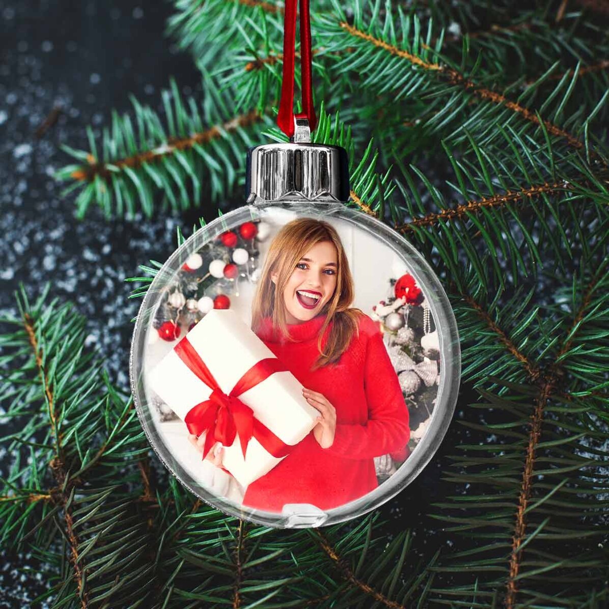 Transparent customised double-sided globe with a photo and text - Merry Christmas!