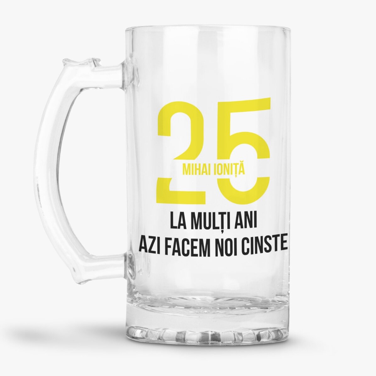 Gepersonaliseerde bierpul met tekst voor een verjaardag