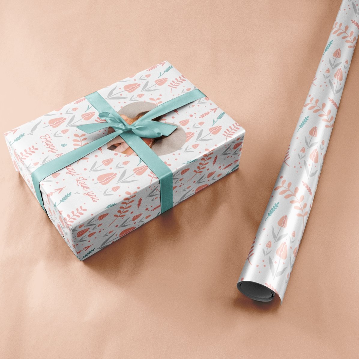 Gepersonaliseerd cadeaupapier met een foto en tekst - Spring
