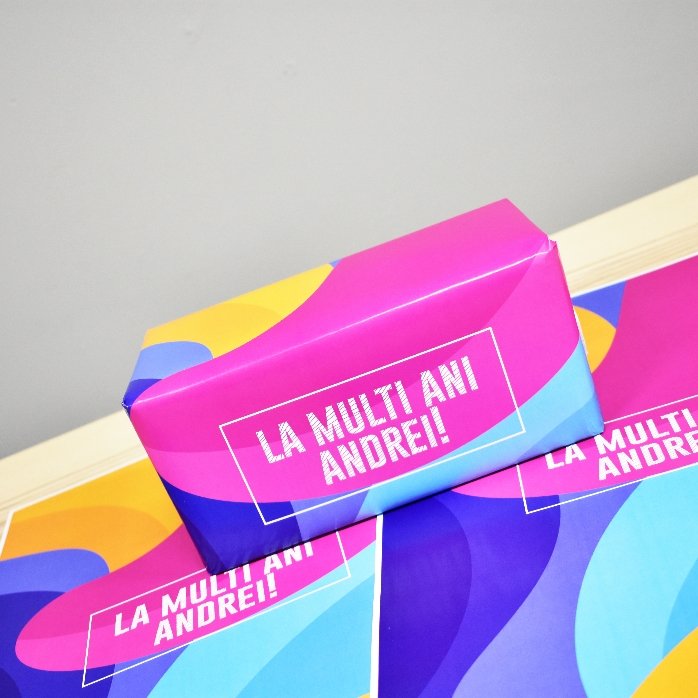 Gepersonaliseerd cadeaupapier - kleurrijk abstract motief