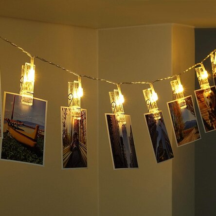 Illuminated photo clip installation