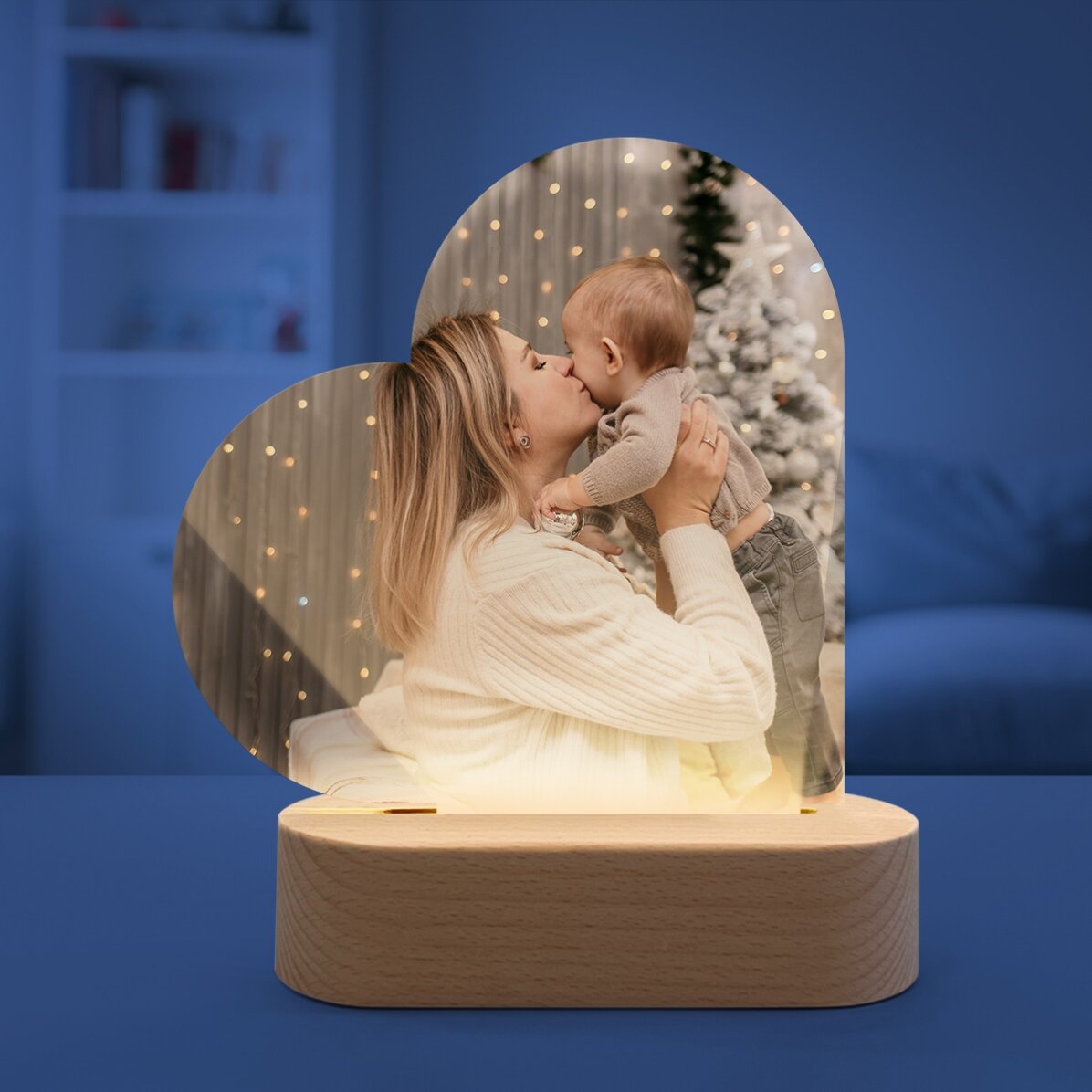 Gepersonaliseerde LED-nachtlampje in de vorm van een hart met een foto