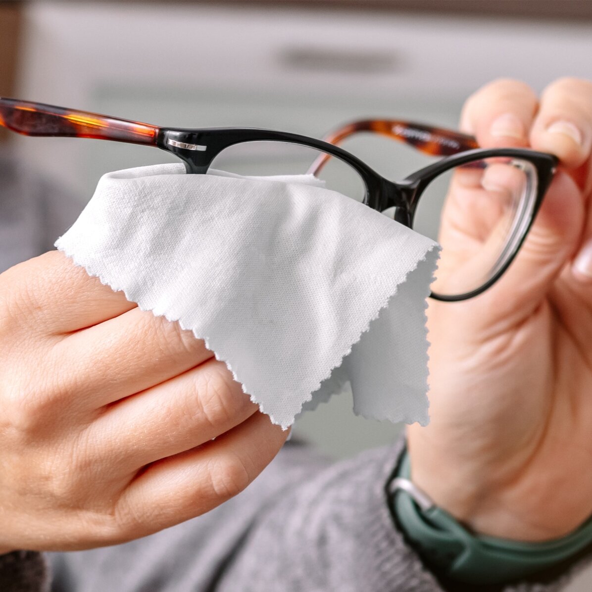 Personalised cloth for cleaning screens/glasses - Dino