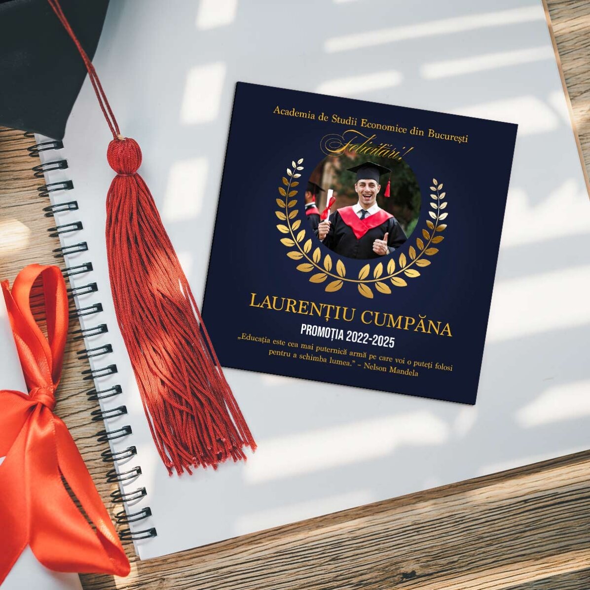 Gepersonaliseerde magneet van 10x10 met foto en tekst voor het afstuderen