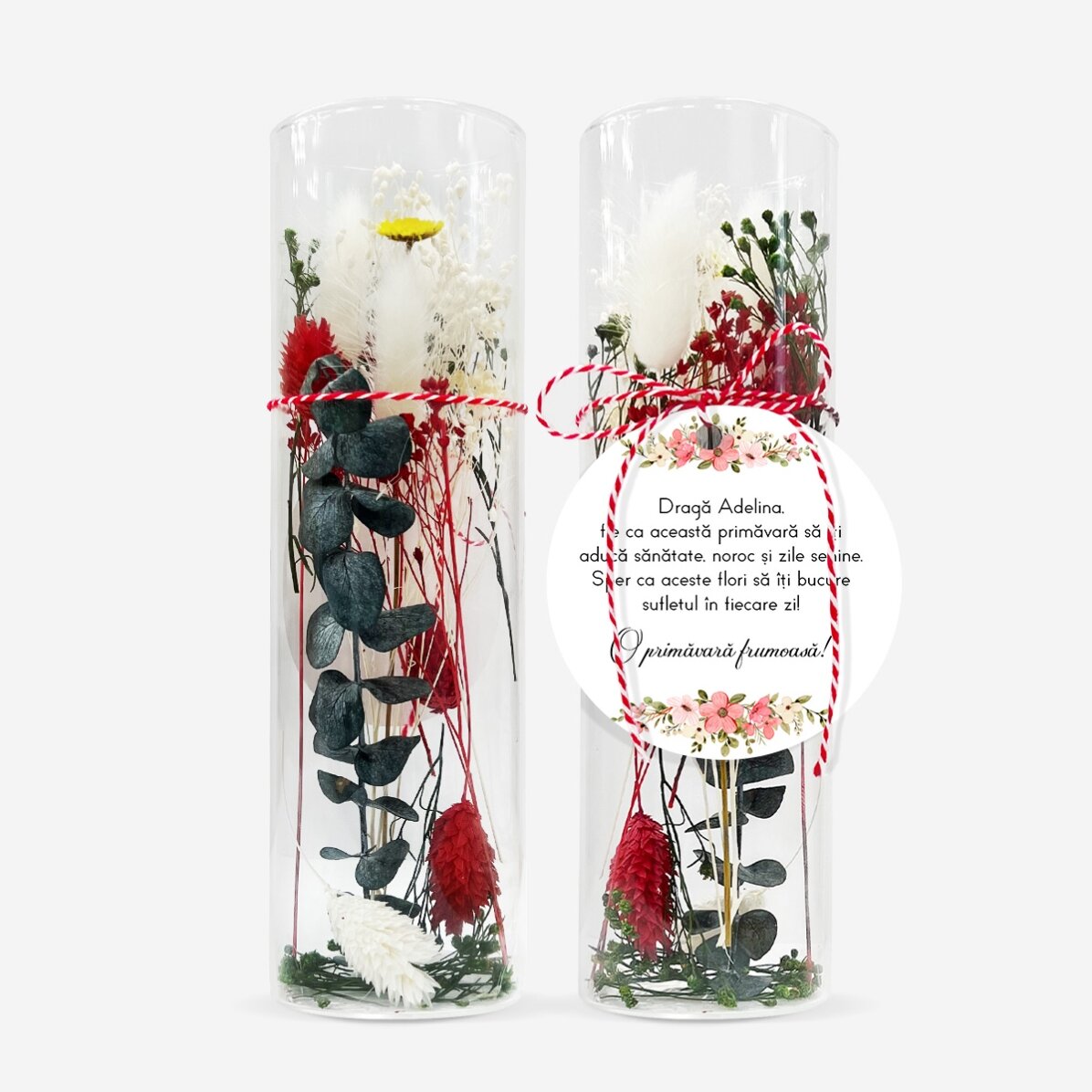 Martisor-sieraad van glas met geconserveerde bloemen, gepersonaliseerd met een boodschap