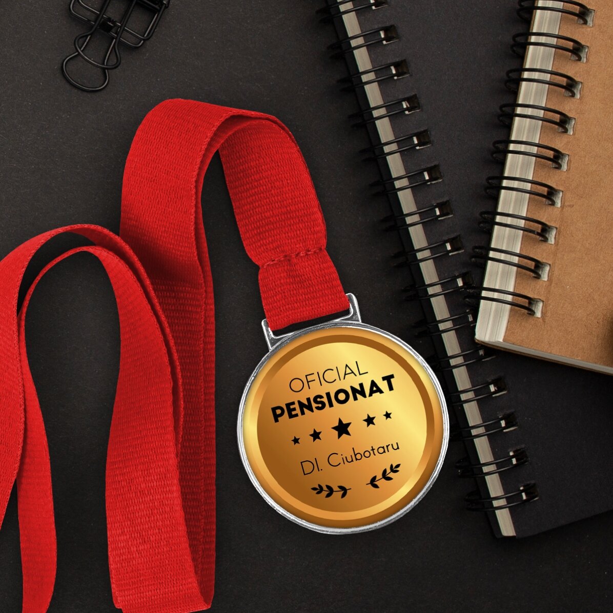 Gepersonaliseerde medaille met boodschap - Gepensioneerd