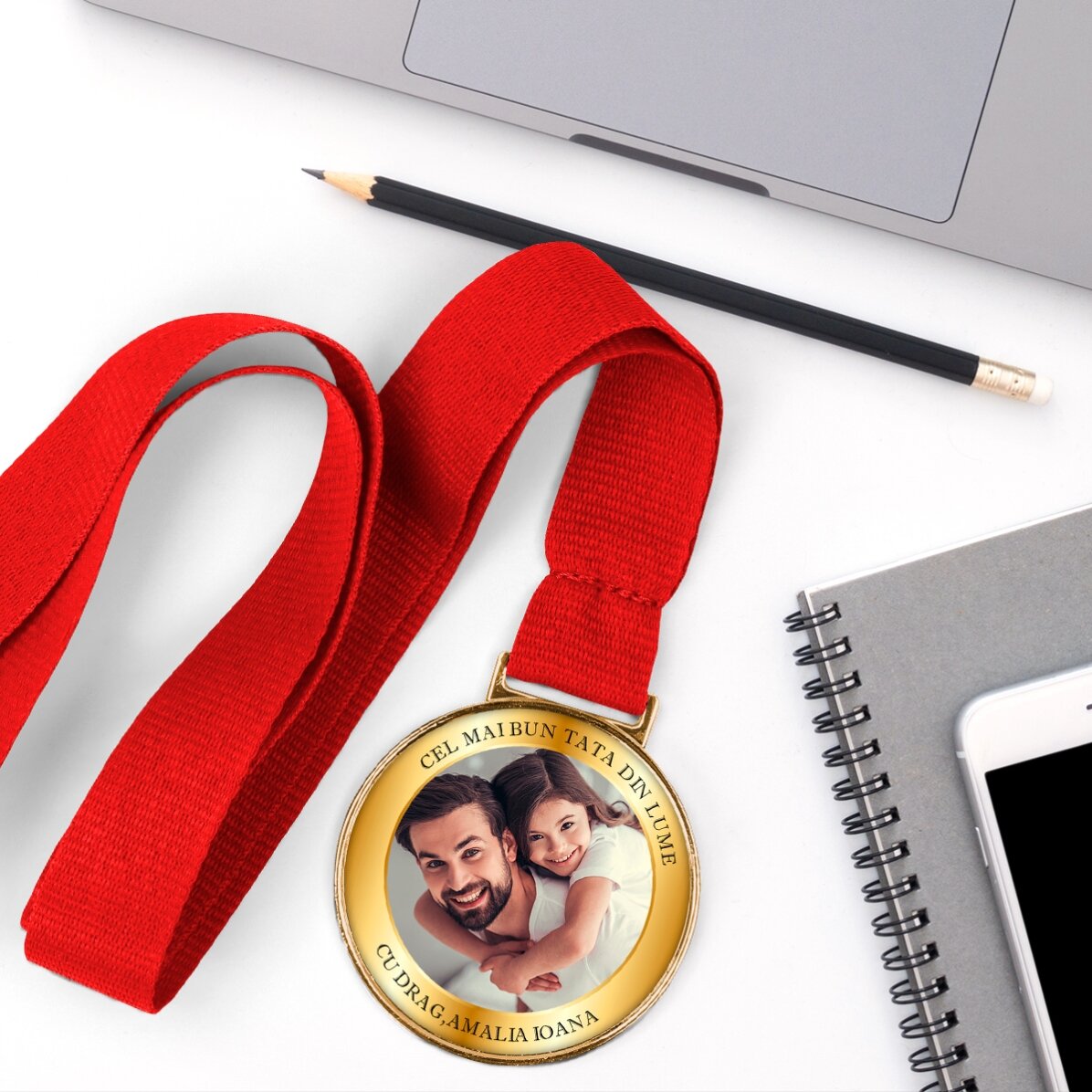 Gepersonaliseerde medaille met een foto en tekst