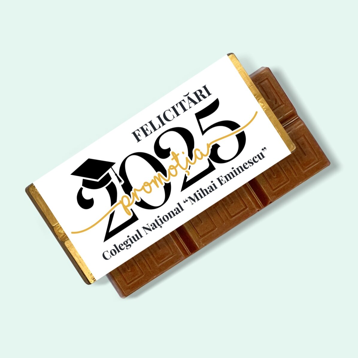 Mini chocolate bar personalised with message and year - Congratulations on your graduation