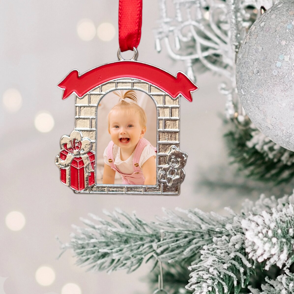 Gepersonaliseerde kerstboomversiering met een foto – model ‘Open haard’