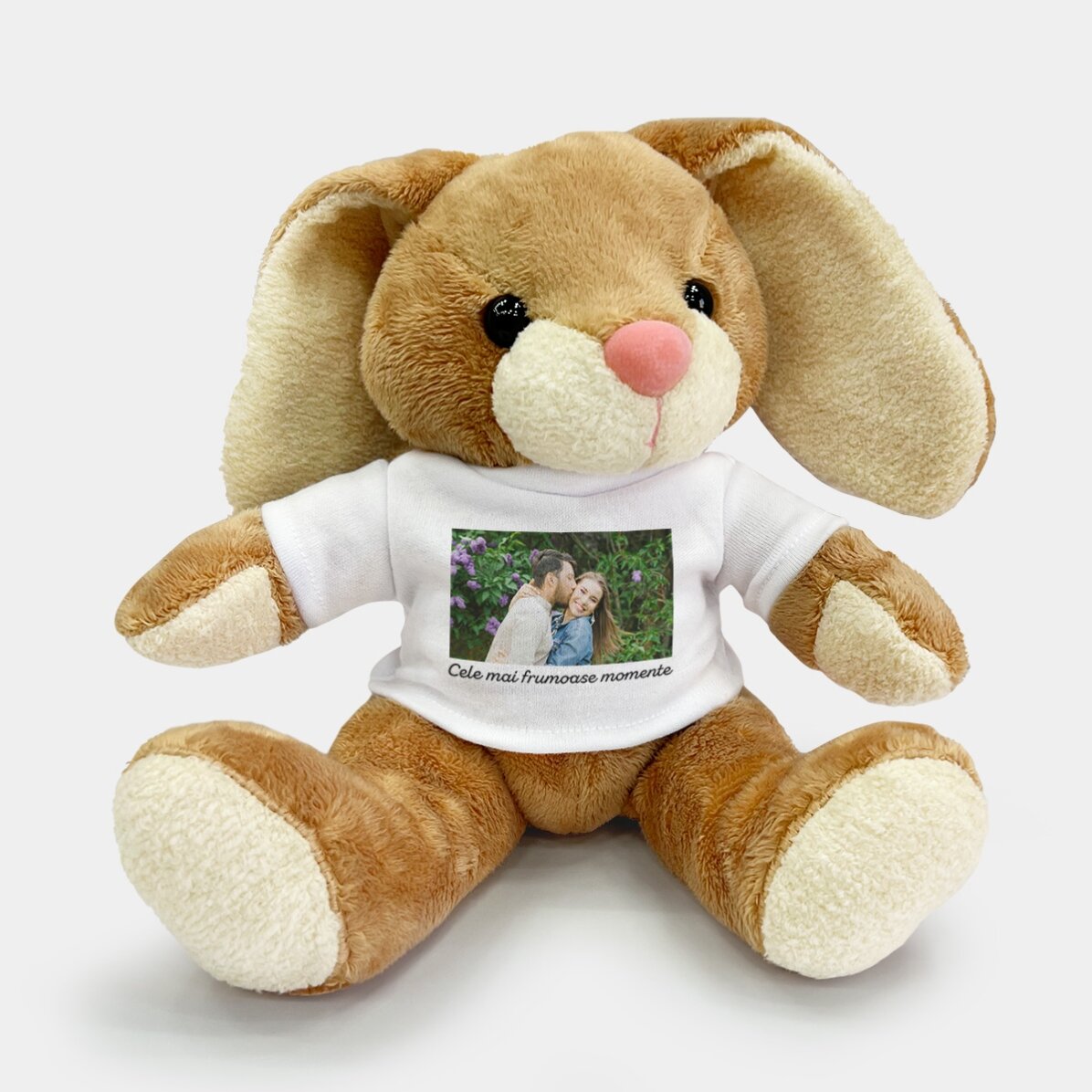 Plus een gepersonaliseerd konijntje met een foto en tekst