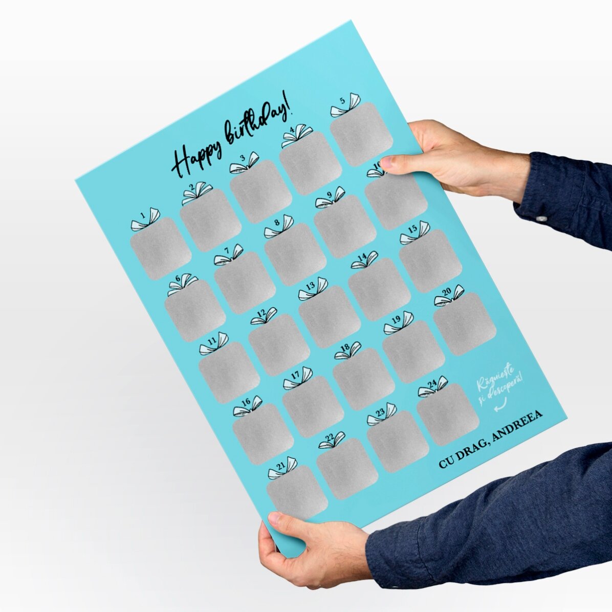 Gepersonaliseerde, afkrabbare adventsposter met foto’s, boodschap en QR-code