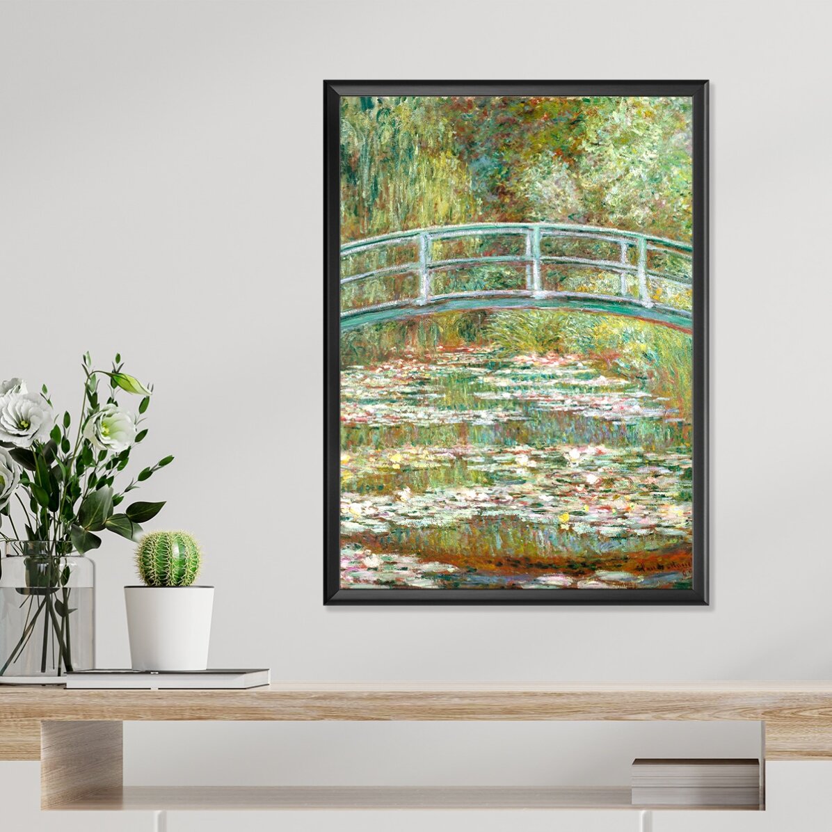 Poster van Claude Monet, De brug over een vijver met waterlelies, 1899