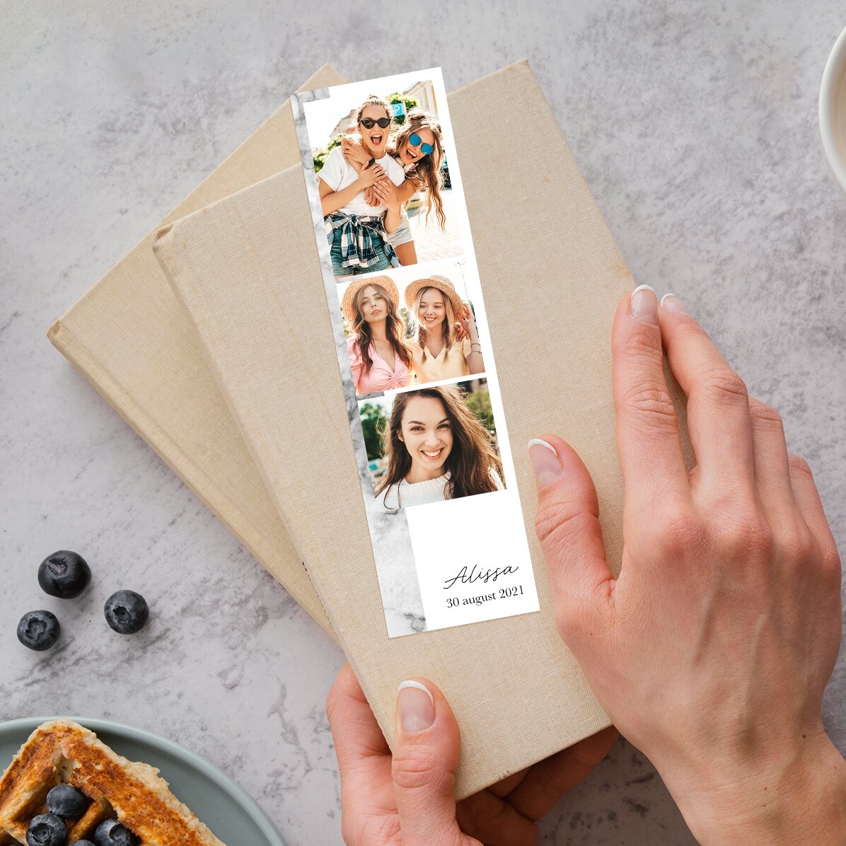 Gepersonaliseerde boekenlegger met tekst en 3 foto