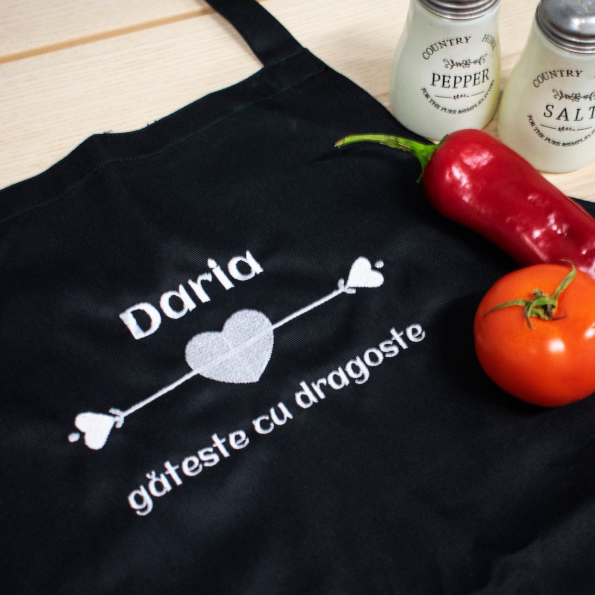 Personalised apron with text - We cook with love