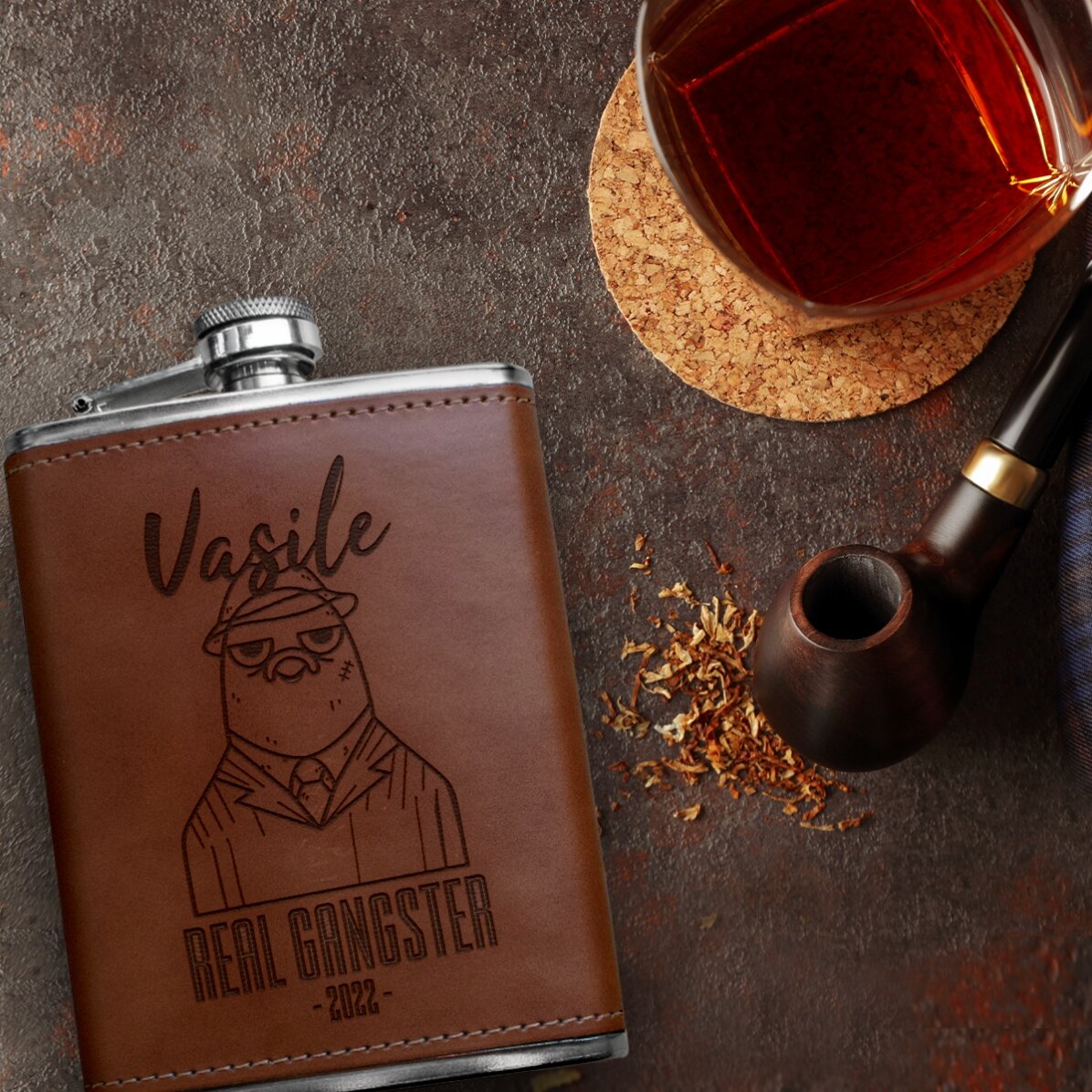 Zakfles met leren hoes, gepersonaliseerd met naam - Gangster