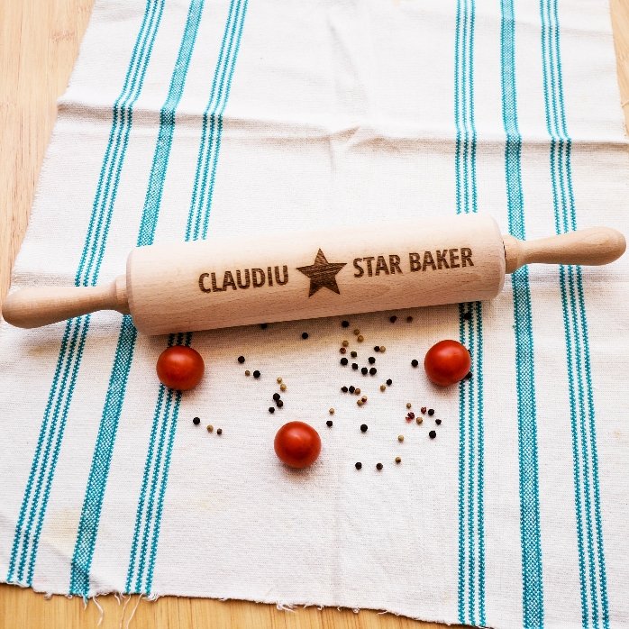 Personalised wooden rolling pin - Star Baker