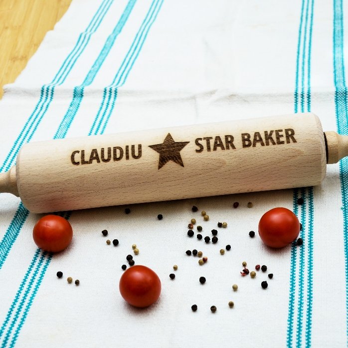 Personalised wooden rolling pin - Star Baker