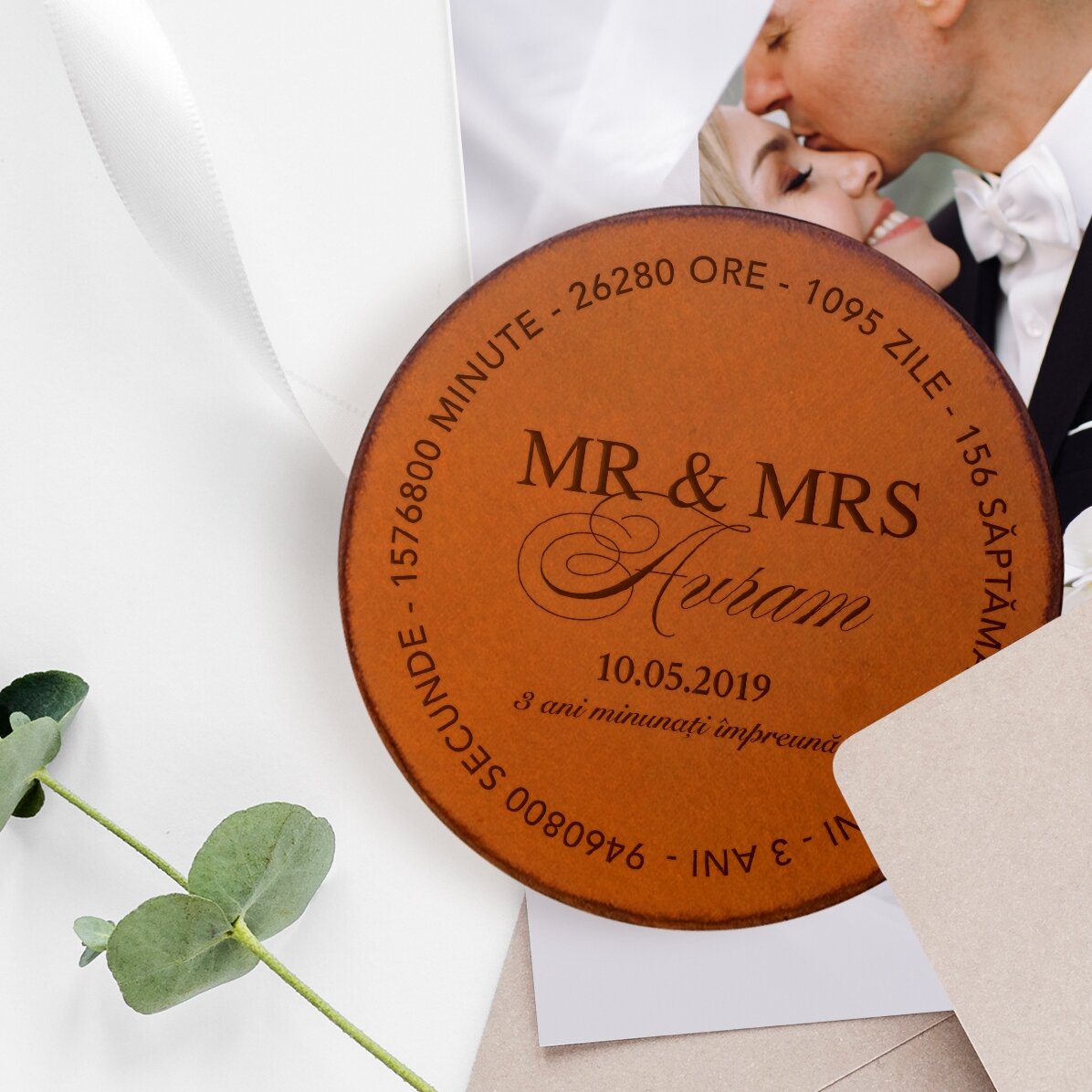 Op maat gemaakte glazenhouder van leer met tekst - Mr & Mrs