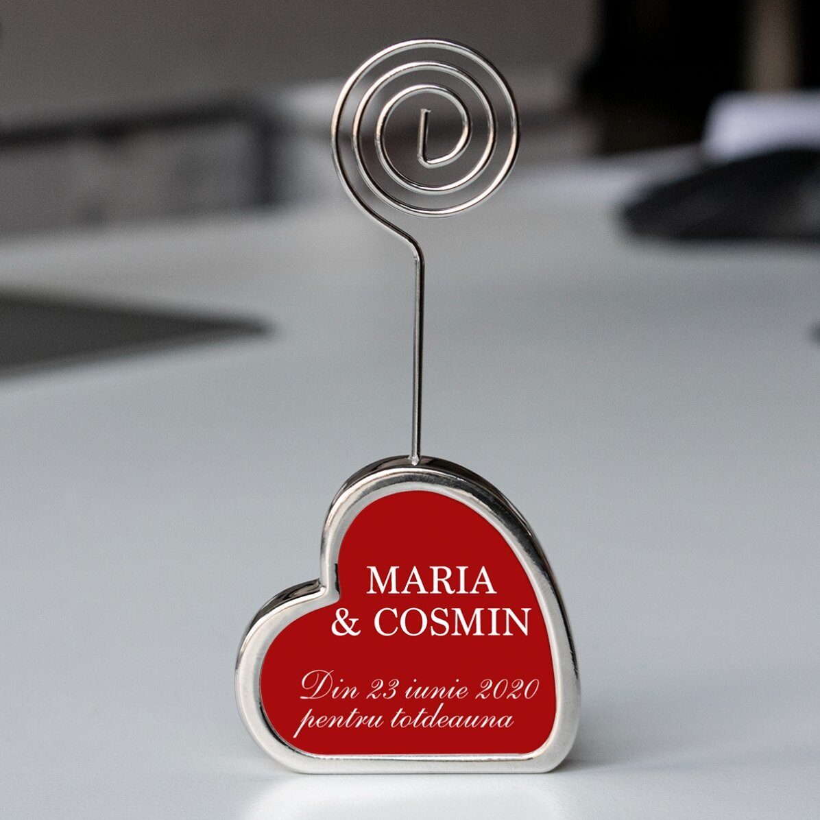 Personalised message holder with a photo and message