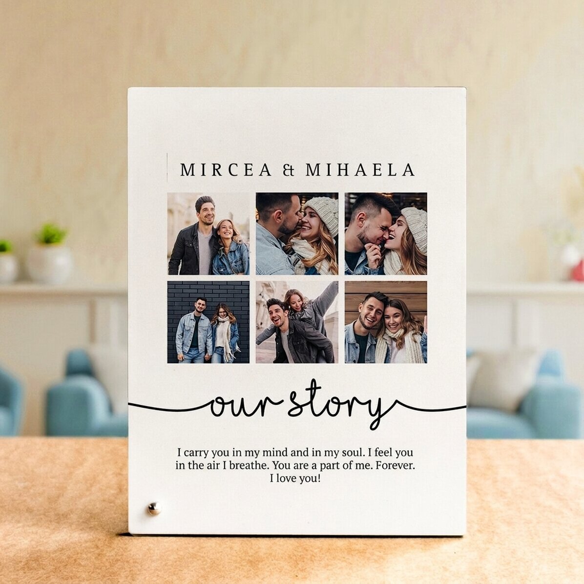 Gepersonaliseerde fotolijst voor op het bureau met 6 foto’s en tekst - Our story