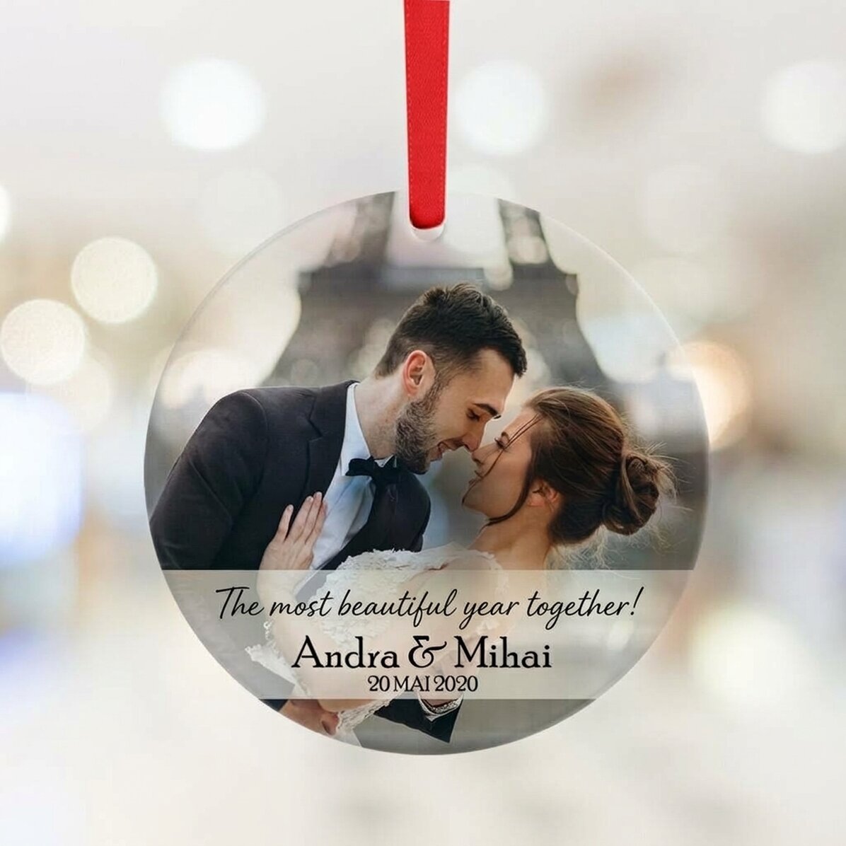 Ronde, gepersonaliseerde sieraden met tekst en foto - Celebrate love