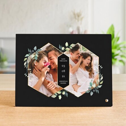 Gepersonaliseerde fotolijst voor op het bureau met 2 foto's en tekst - Save the Date