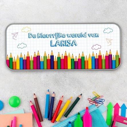 Gepersonaliseerd etui met tekst - Een kleurrijke wereld