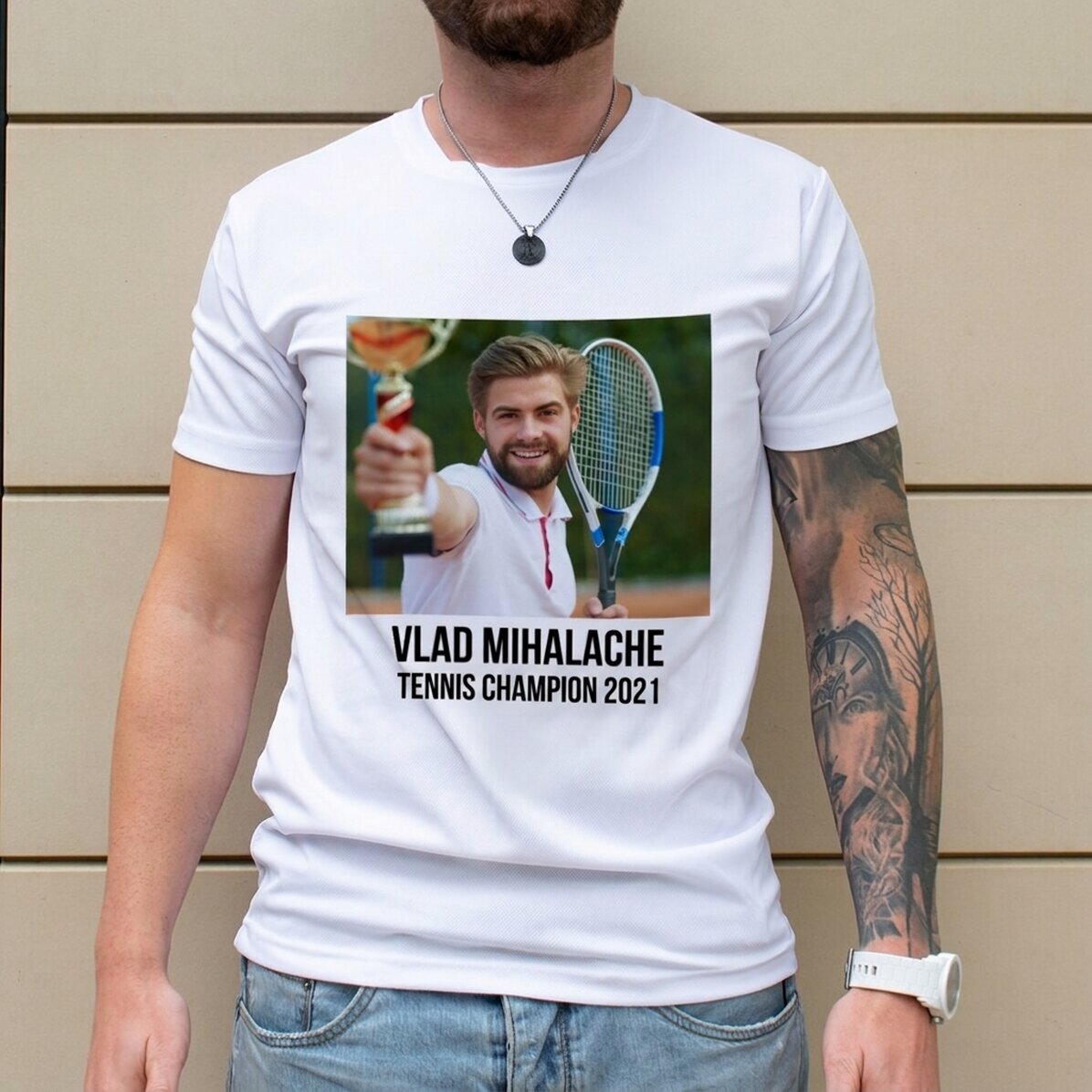 Gepersonaliseerd sportshirt met een foto en tekst